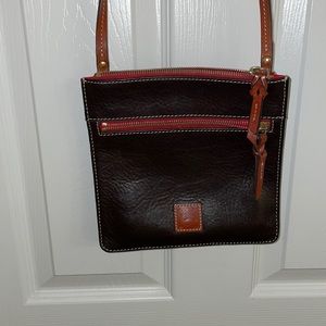 Dooney & Bourke crossover